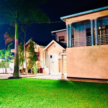 Kigali Airport Suites Екстериор снимка