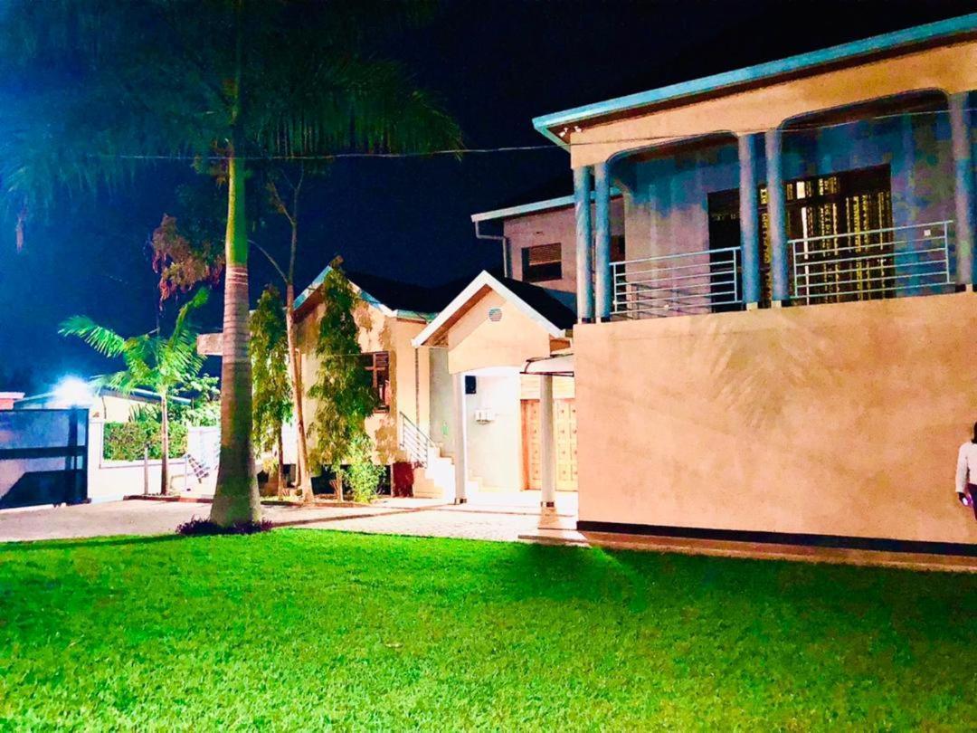 Kigali Airport Suites Екстериор снимка