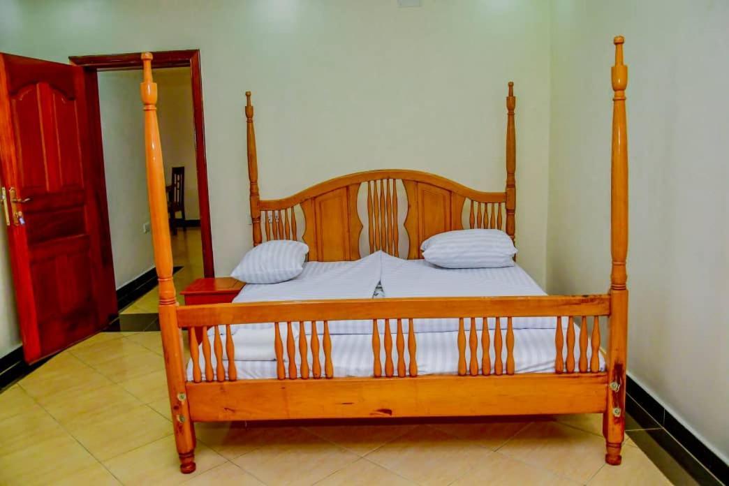 Kigali Airport Suites Екстериор снимка