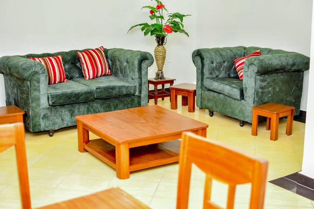 Kigali Airport Suites Екстериор снимка